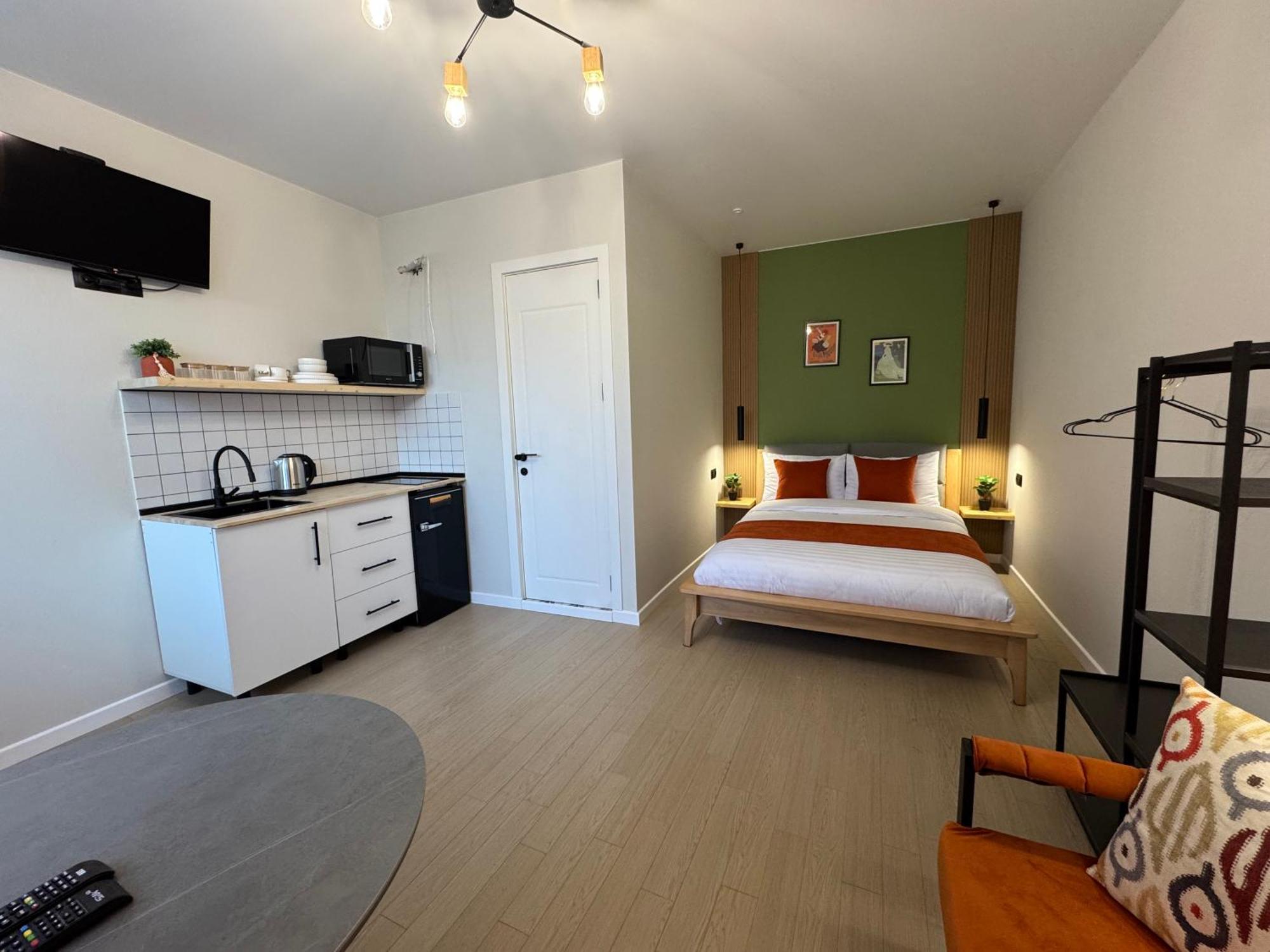 Premium With Terrace In Old *