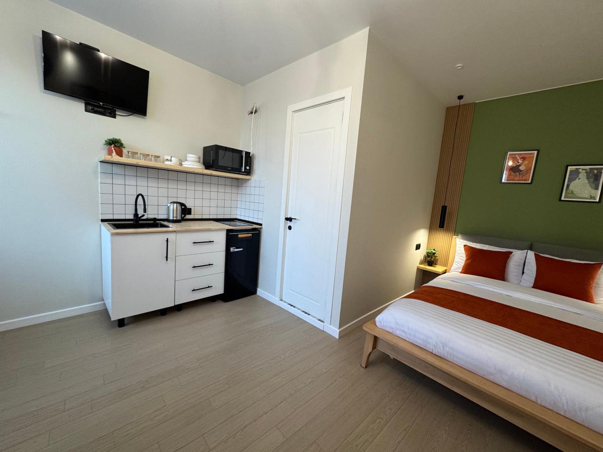 Premium With Terrace In Old *
