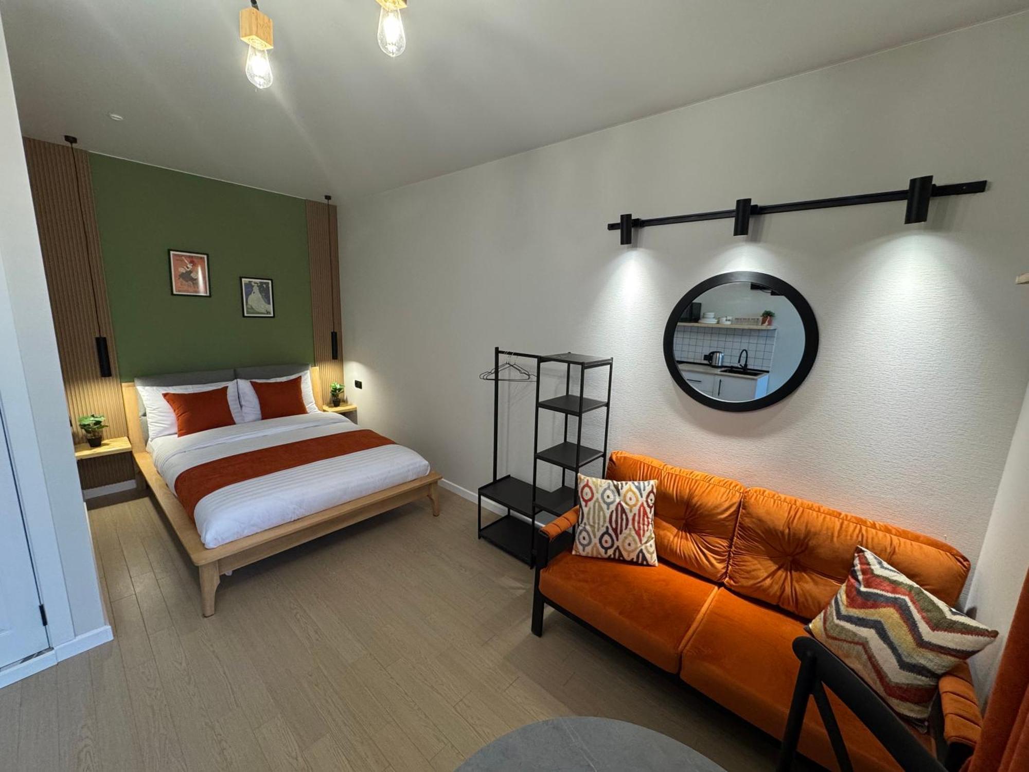 Premium With Terrace In Old *