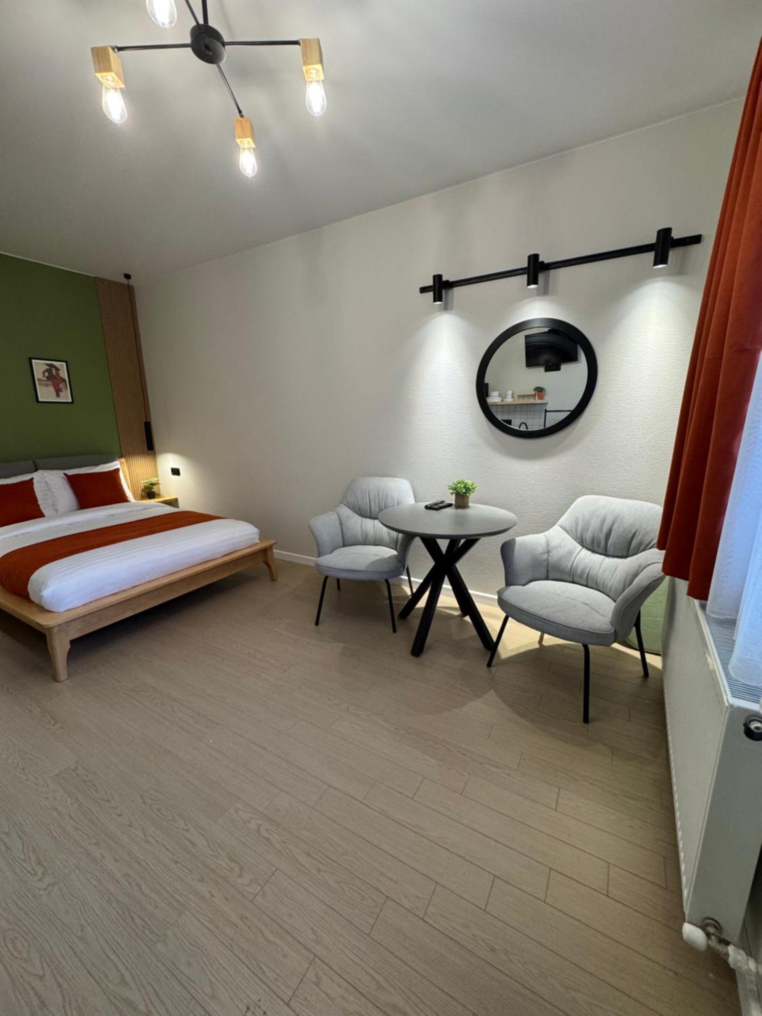 Premium With Terrace In Old *