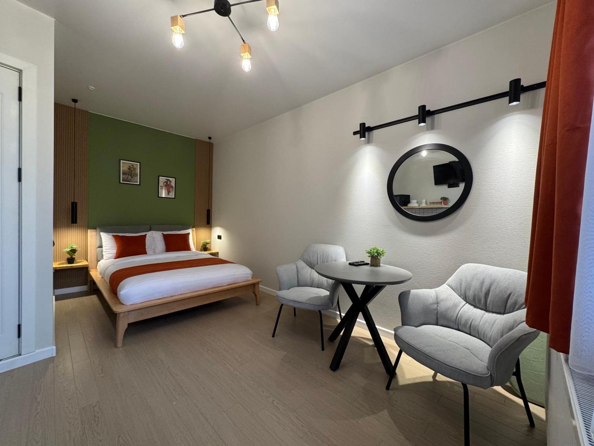 Premium With Terrace In Old
